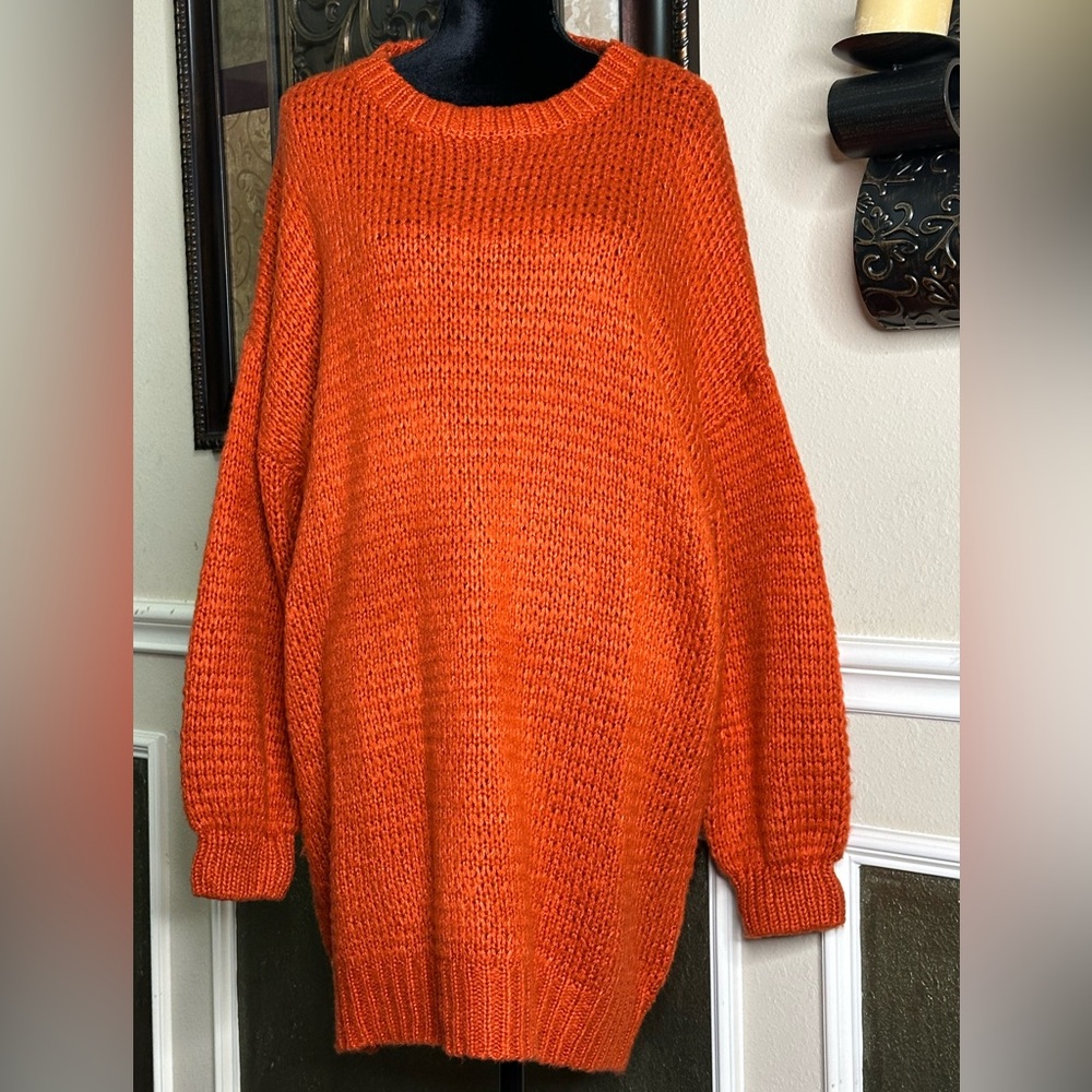 Sadie & Sage Bright Orange Soft Knit Crewneck Sweater